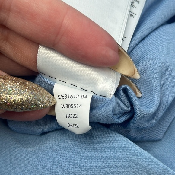 Athleta VENICE MID RISE JOGGER
All-way stretch fabric with a no-dig waistband. - Picture 11 of 15